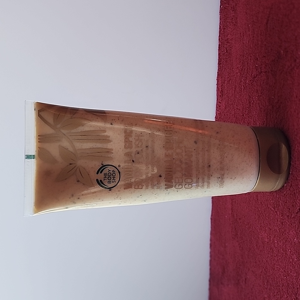 NEW, The Body Shop Vanilla Spice, Body Polish.